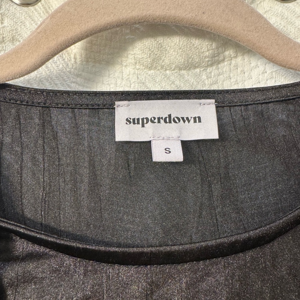 Superdown Crop Top - Picture 3 of 4
